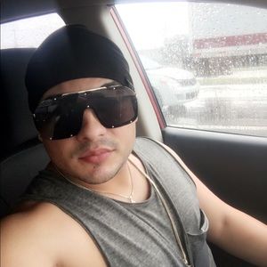 Meet your Posher, Juan manuel